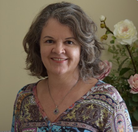 MAGALI COSTA GUIMARÃES